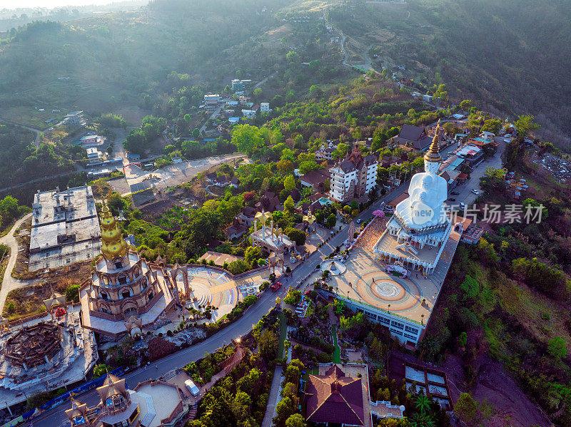 Wat Phra That Pha Son Kaew，泰国碧差汶省Khao Kho区